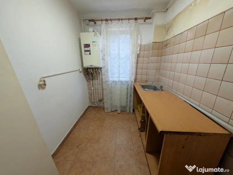 Apartament cu 2 camere semidecomandat în Alexandru cel Bun