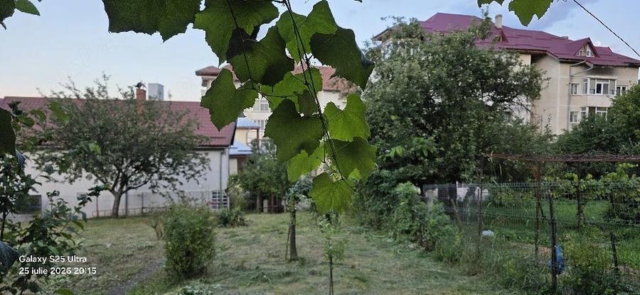 Casă cu Teren 1500 Mp în Central