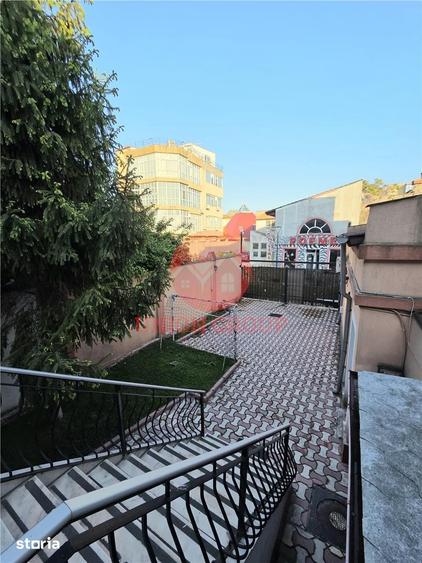 Casă cu 5 camere cu Teren 201 Mp în Central