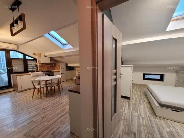 Apartament cu 2 camere semidecomandat, mobilat în 1 Mai