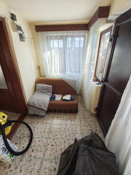 Casă cu 3 camere în Hătcărău