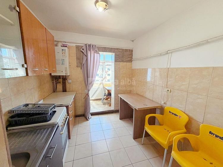 Apartament cu 3 camere decomandat în Alexandru cel Bun