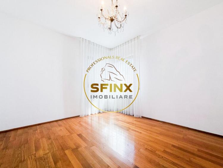 Duplex cu 7 camere cu Canalizare în Parcul Circului