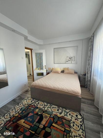 Apartament cu 3 camere, mobilat în Moșilor