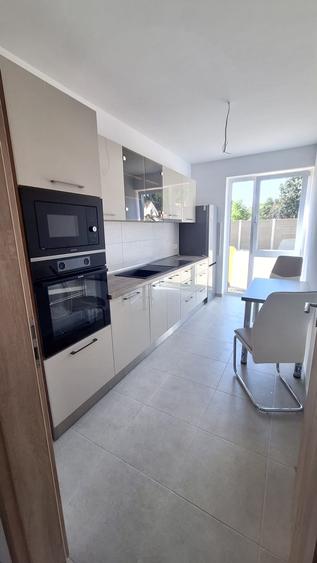 Apartament cu 2 camere decomandat, mobilat în Lipovei