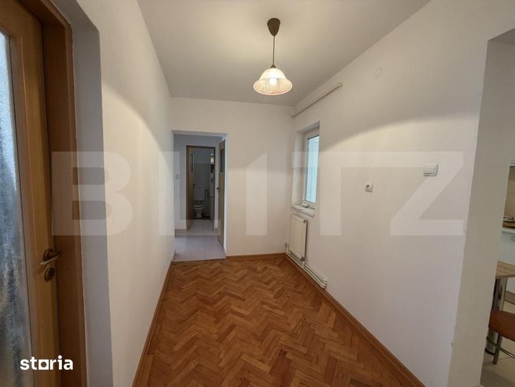 Apartament cu 3 camere decomandat în Central