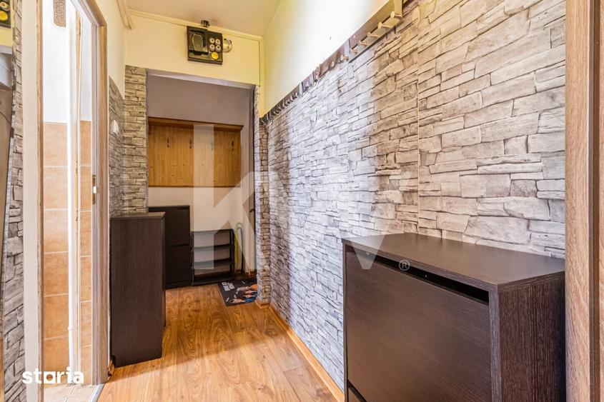 Apartament cu 3 camere semidecomandat în Astra