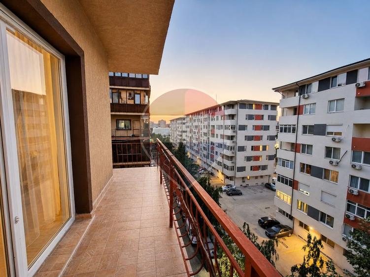 Apartament cu 3 camere semidecomandat în Chiajna