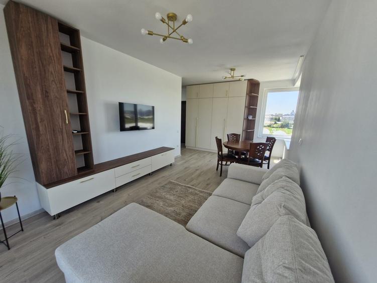 Apartament cu 2 camere decomandat în Central