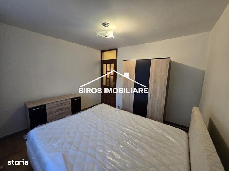 Apartament cu 2 camere decomandat în Sărari