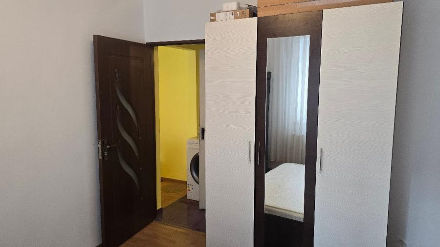 Apartament cu 2 camere semidecomandat în Dacia