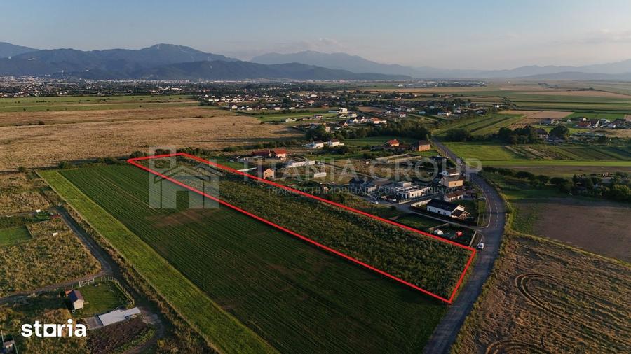 Teren de 17400 mp, în Stupini