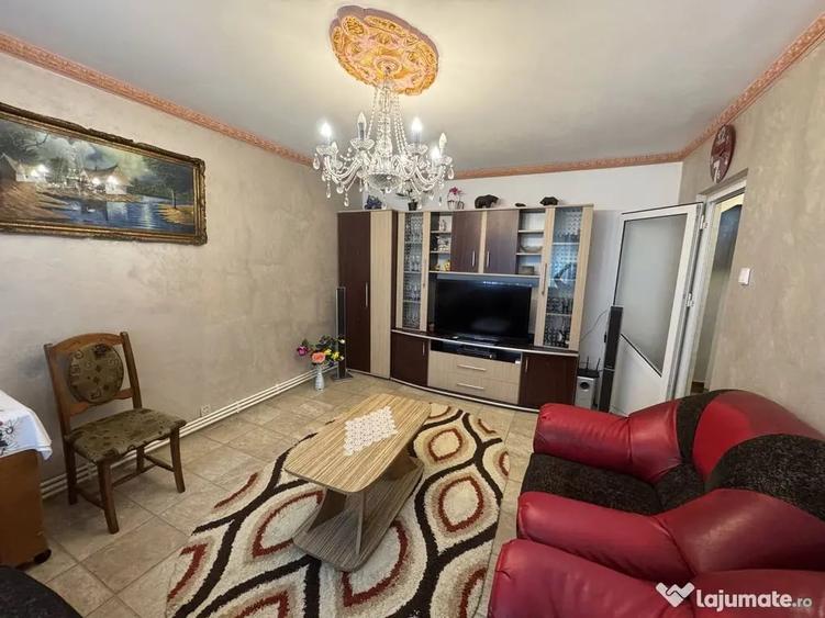 Apartament 4 camere zona Cet cu Centrala - 2