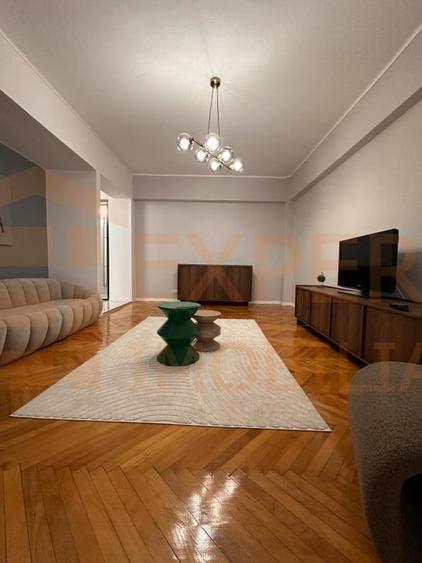 Apartament cu 2 camere decomandat, mobilat în Capitol