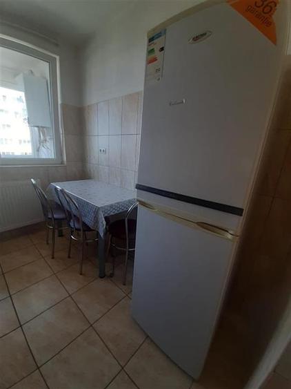 Apartament cu 3 camere decomandat în Mihai Viteazul