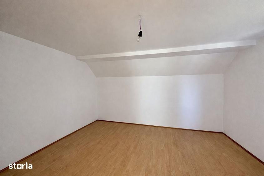 Casă cu 3 camere în Vicovu de Sus