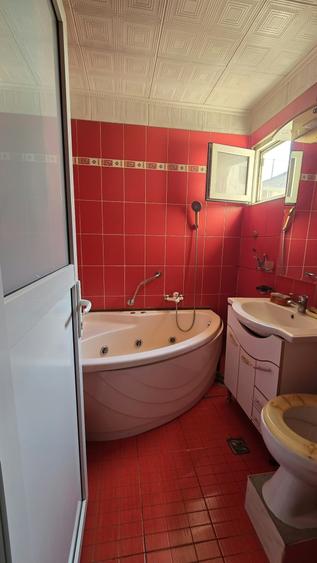 Apartament cu 2 camere decomandat în Giurgiului
