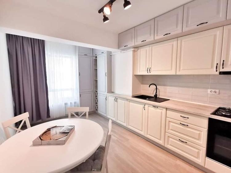 Apartament cu 2 camere decomandat în Berceni