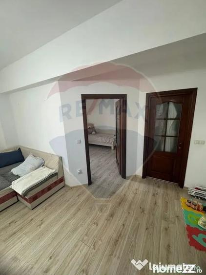 Apartament cu 3 camere decomandat în Burdujeni