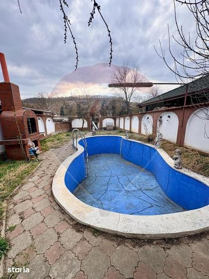 Casă cu 4 camere cu Teren 292 Mp în Central