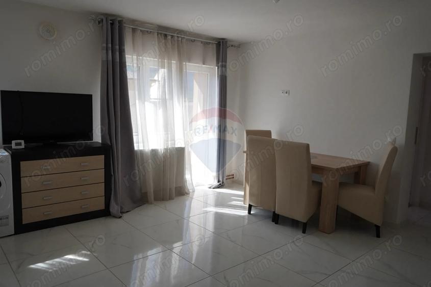 Apartament cu 3 camere decomandat, mobilat în Ultracentral