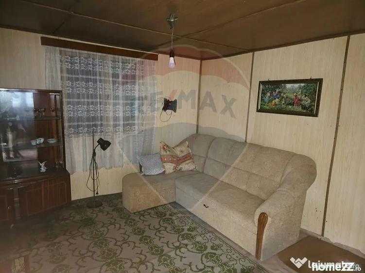 Teren de 4516 mp, în Doina