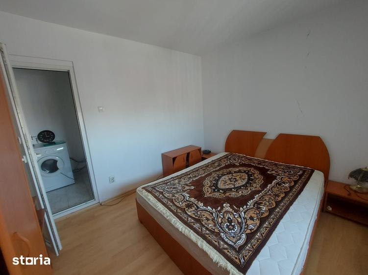 Vanzare apartament 3 camere, zona micro 4 - Targoviste - 3