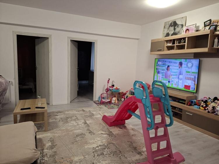 Casă individuală cu 3 camere cu Canalizare în Cornetu