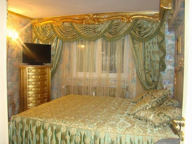 Apartament cu 3 camere decomandat, mobilat în Unirii