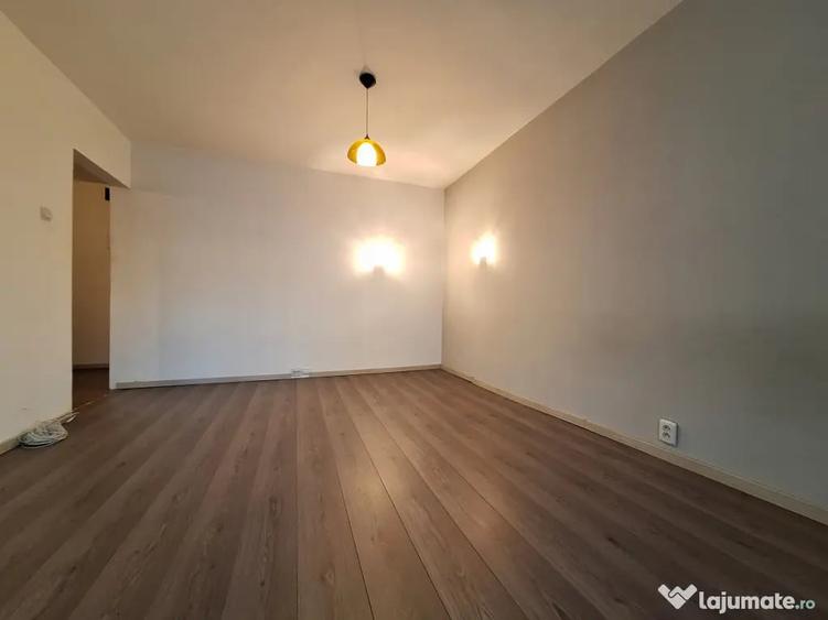 Apartament cu 3 camere decomandat în Dorobanților