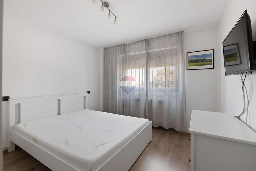Apartament cu 4 camere decomandat, mobilat în UTA