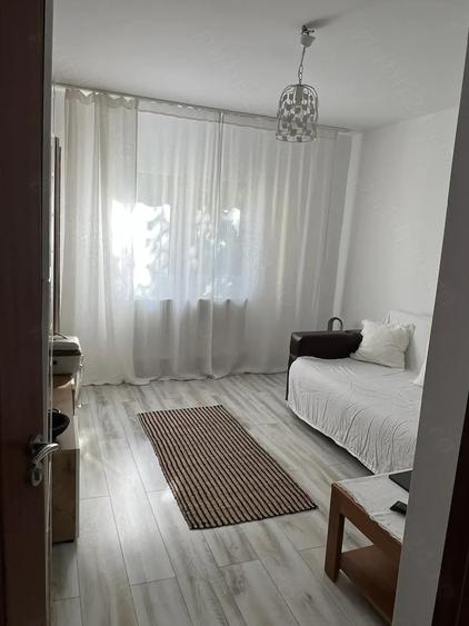 Garsonieră decomandată în Vlahuță