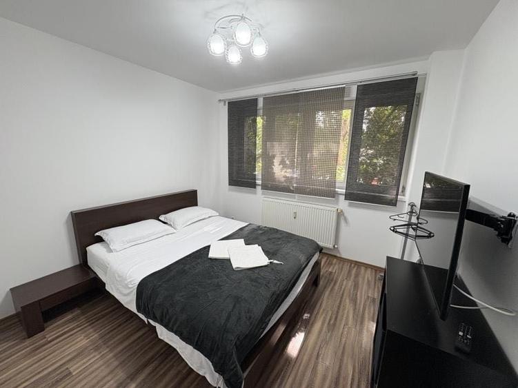 Apartament cu 2 camere semidecomandat în Victoriei