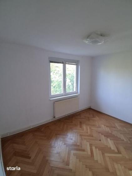 Apartament cu 2 camere semidecomandat în Trivale