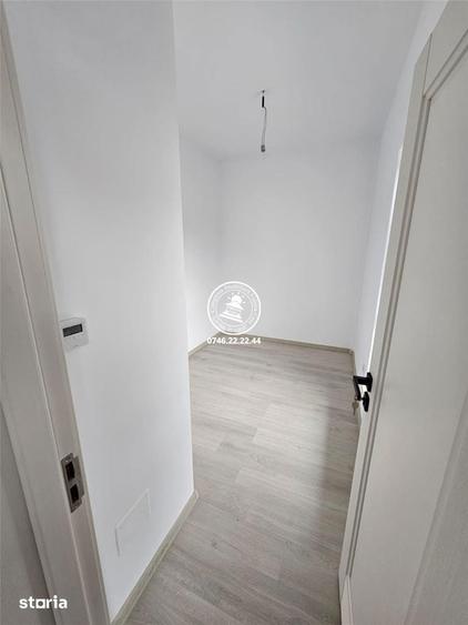 Casă cu 5 camere cu Teren 560 Mp în Rediu