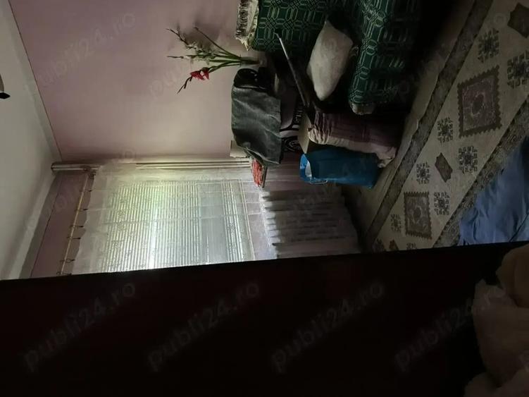 Apartament cu 3 camere decomandat în Vest