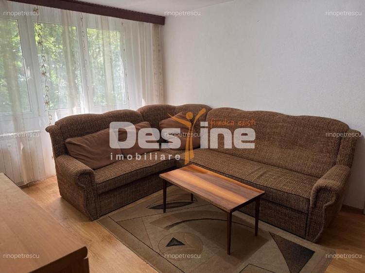 Apartament cu 3 camere semidecomandat, mobilat în Drumul Taberei