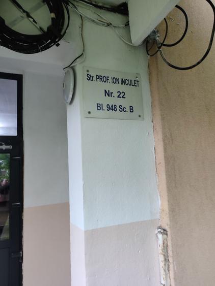 Apartament cu 2 camere decomandat în Exterior Vest