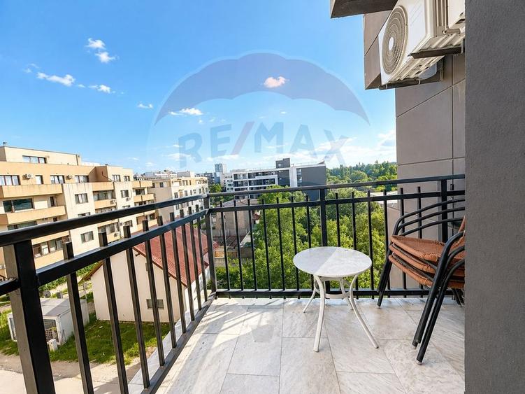 Apartament cu 3 camere, mobilat în Universitate