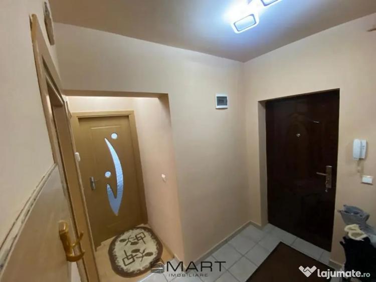 Apartament cu 3 camere decomandat în Gușterița