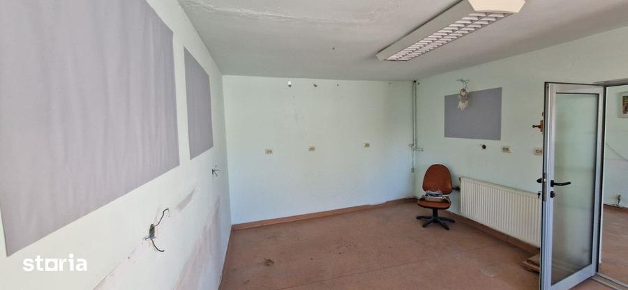 Spațiu comercial, de 130 mp, în Central