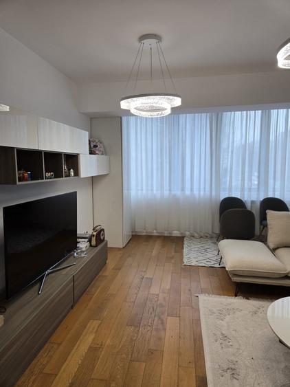 Apartament cu 2 camere decomandat, mobilat în Aviației