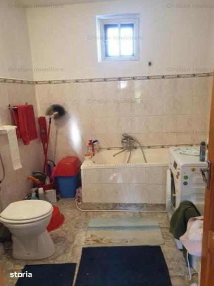 Casă cu 5 camere cu Teren 300 Mp în Brăilița