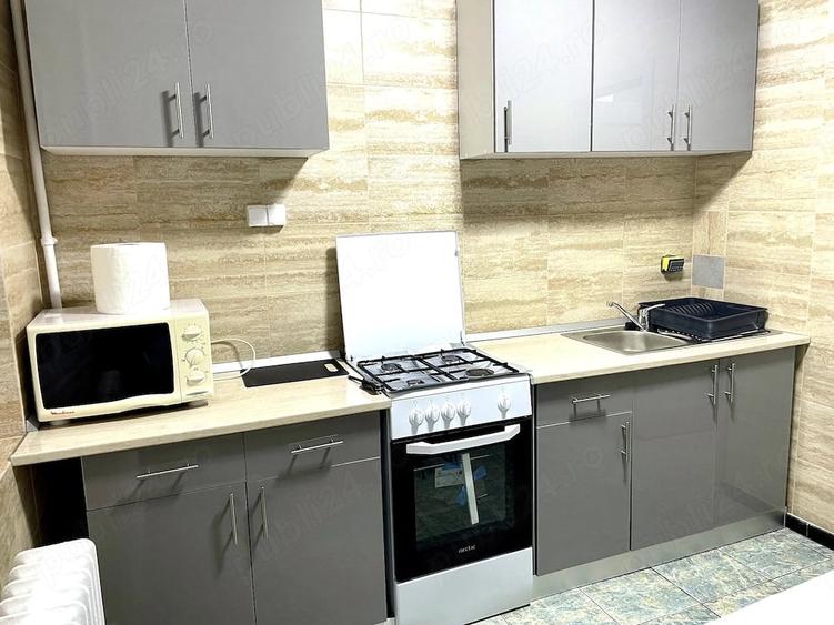 Apartament cu 3 camere decomandat în Vatra Luminoasă