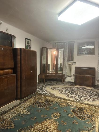 Apartament cu 3 camere decomandat în Șagului