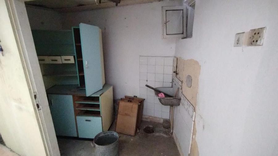 Casă individuală cu 4 camere cu Canalizare în Stadion