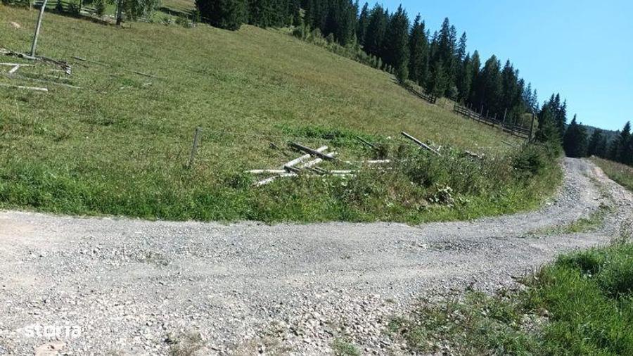 Teren de 20300 mp, în Central