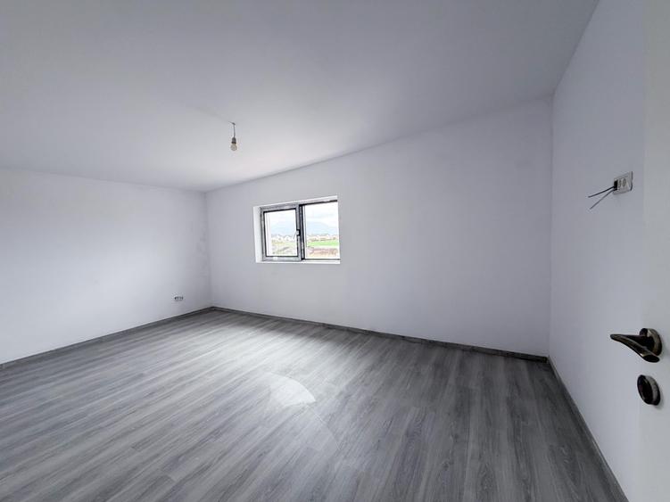 Duplex cu 4 camere cu Teren 258 Mp în Tărlungeni