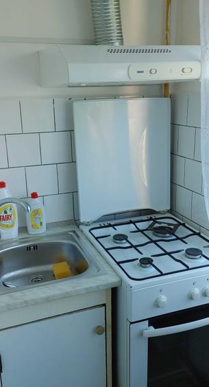 Apartament cu 2 camere decomandat în Soarelui