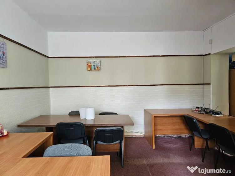 Casă cu 5 camere cu Teren 153 Mp în Podgoria